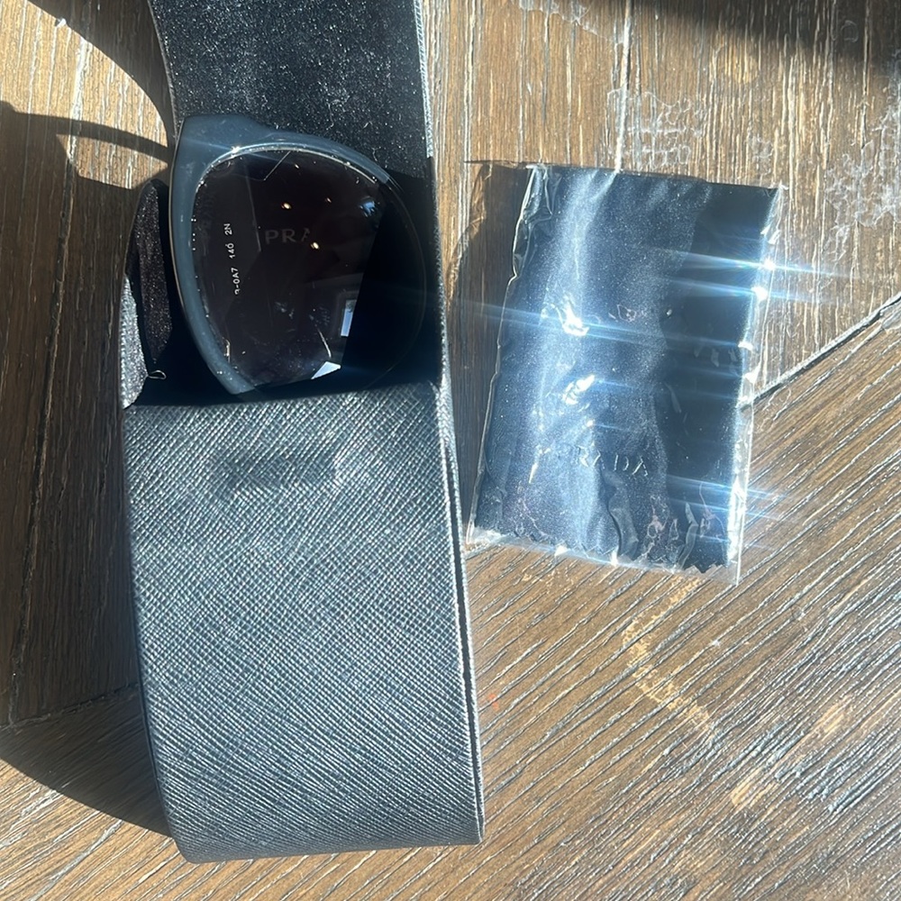 Authentic Prada Sunglasses - image 7